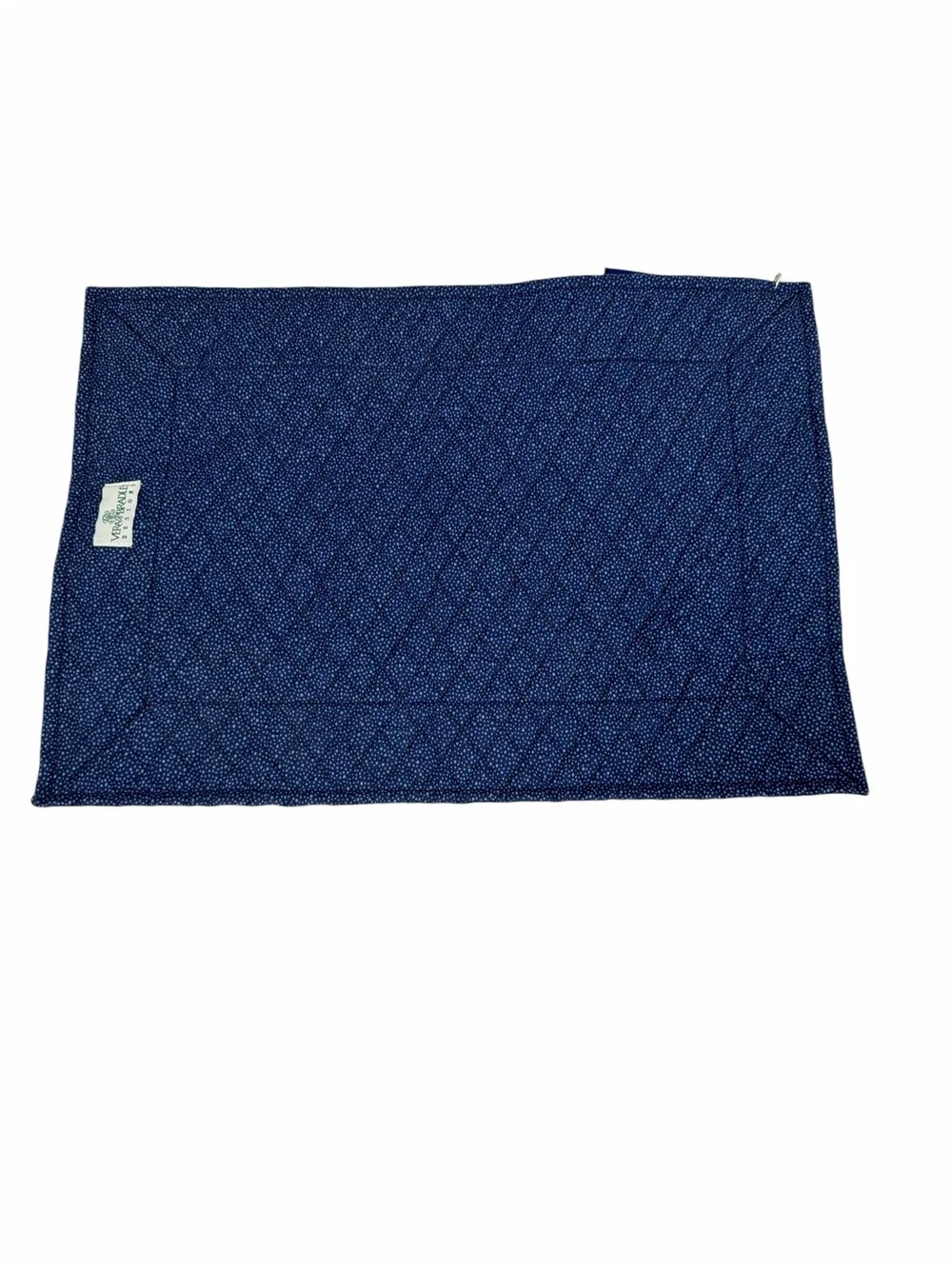 Vera Bradley Designs Winter Village Quilted Placemat & 4 Napkin Set Holiday
